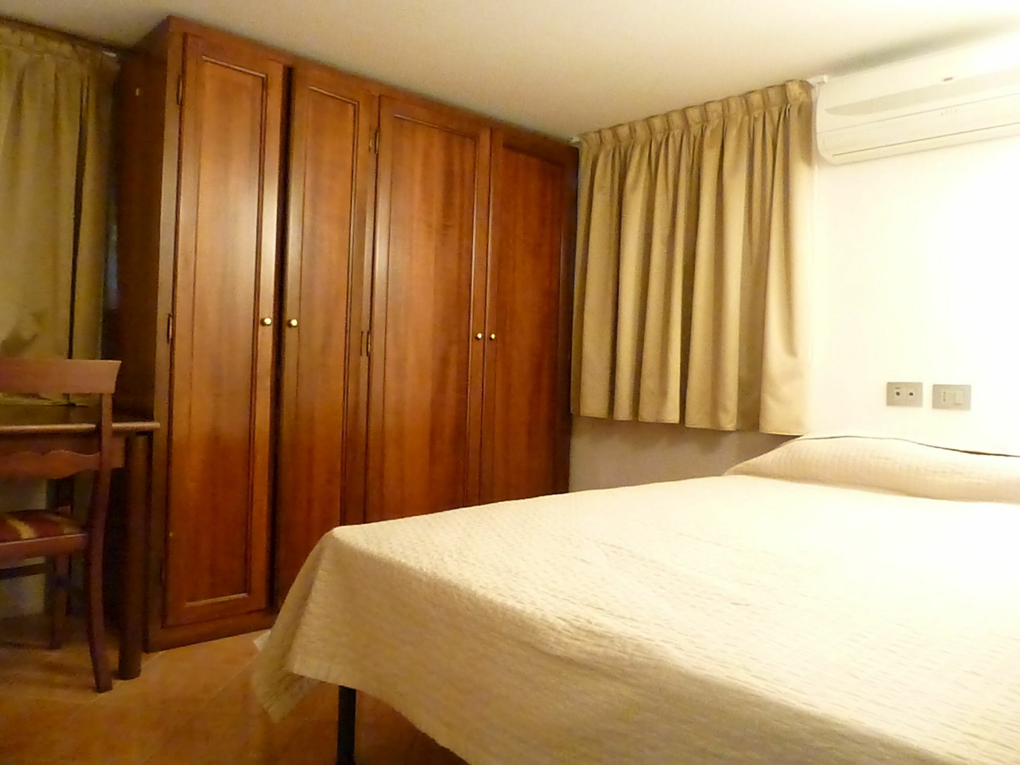 Hazel 3* Venecia