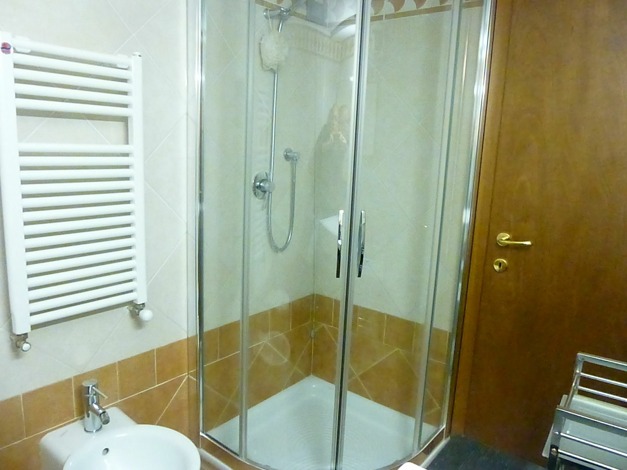 Hazel Hotel 3*